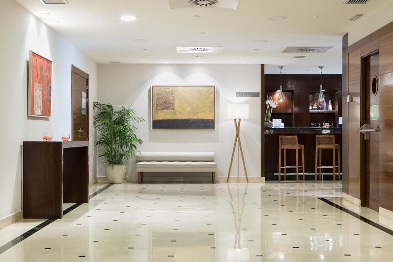 Hotel NH Marbella - Image 8