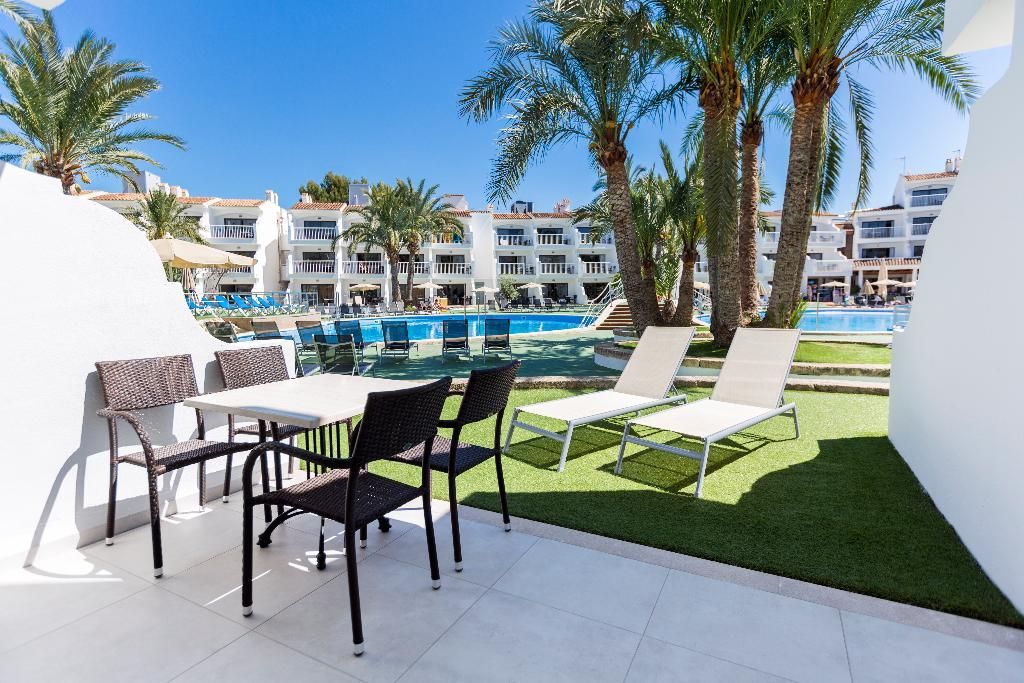 Ca's Saboners Beach Aparthotel - Image 7