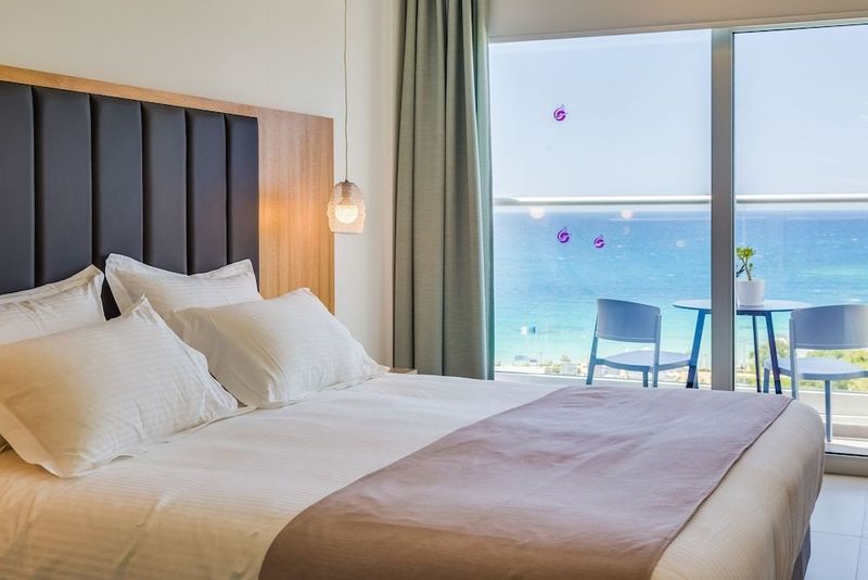 Napa Mermaid Hotel & Suites - Image 3