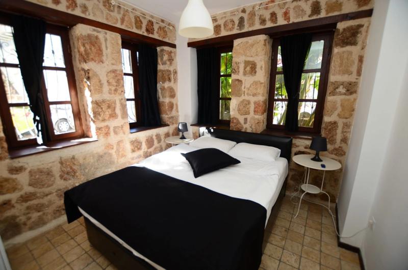 La Paloma Hotel - Image 2