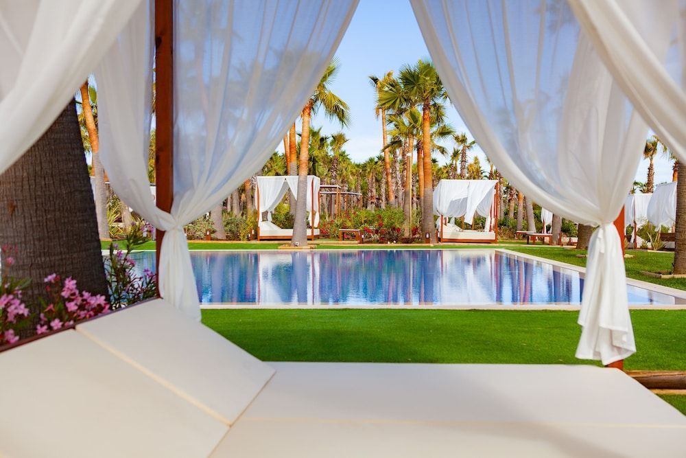 Vidamar Resort Hotel Algarve ligger i Portugal og byder på afslapning for hele familien.