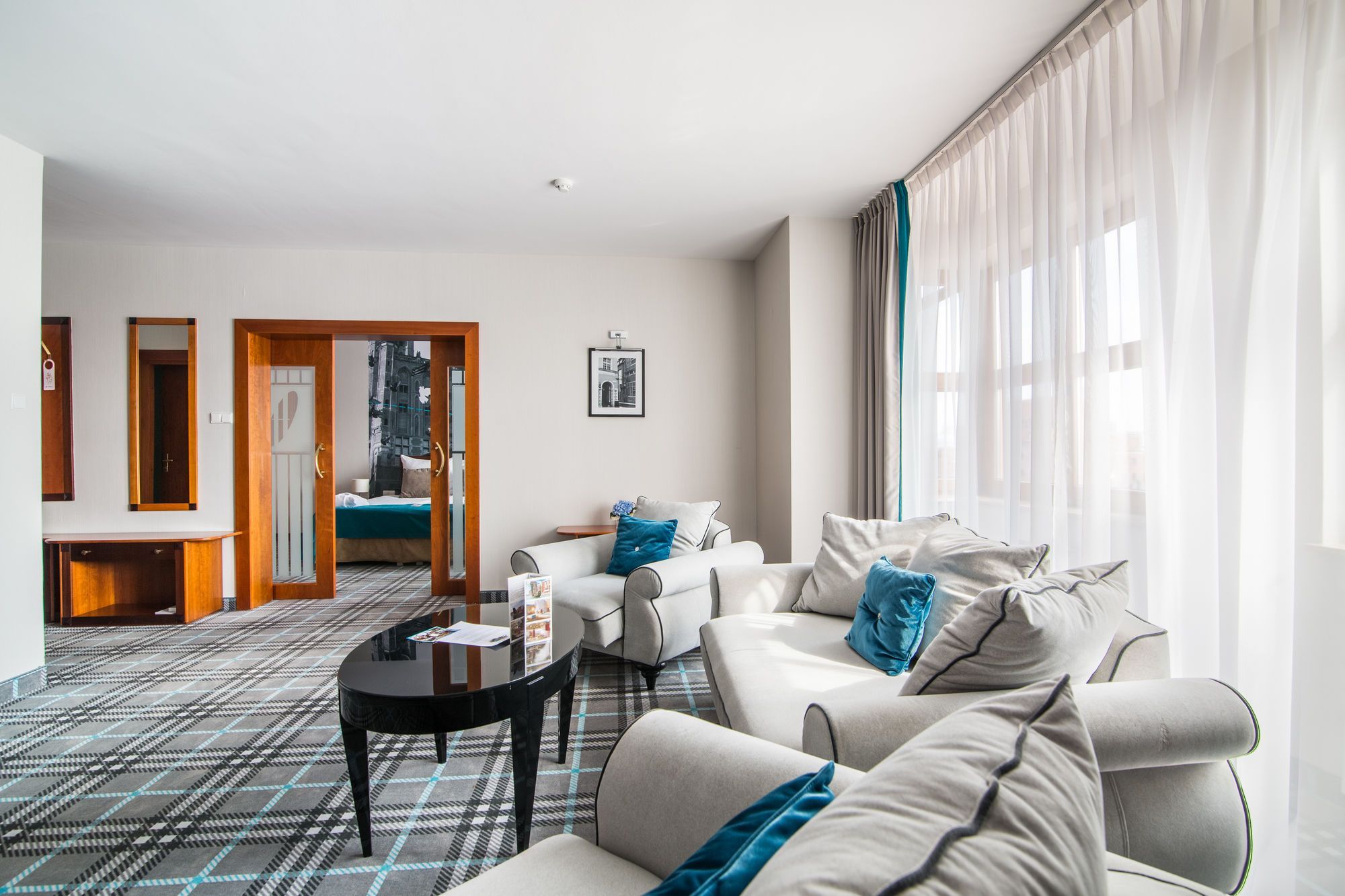 Hanza Hotel - Image 5