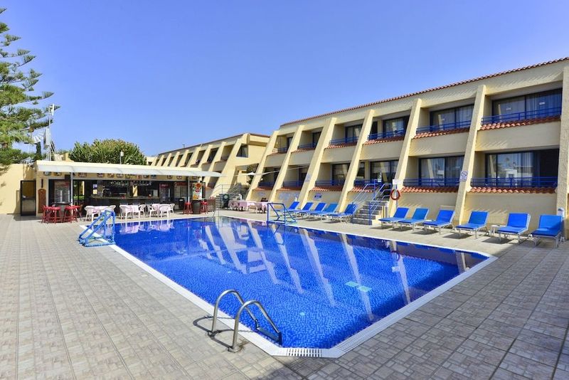Napa Prince Hotel Apartments - Image 3
