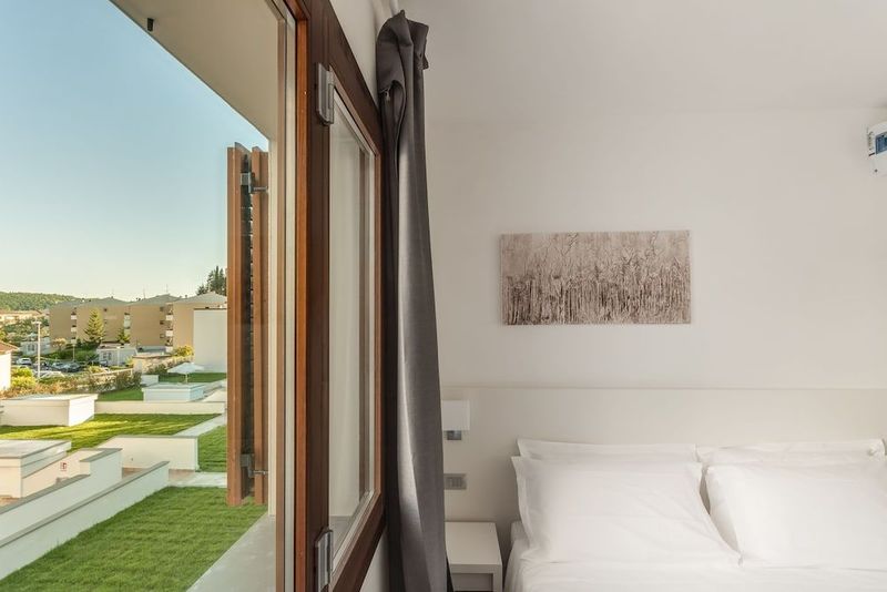 The Florence Hills Resort and Wellness - Image 3