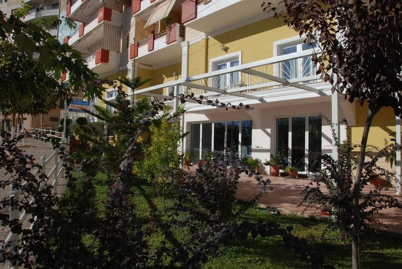Sunrise Luxury Apartments - Image 2