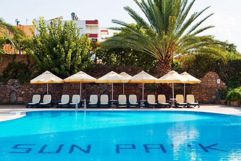 Sunpark Garden Hotel - Image 10