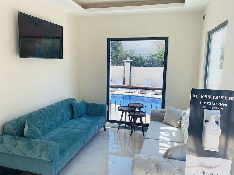 Miyas Luxury Hotel - Image 4