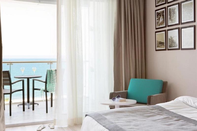 Sunprime C-Lounge Hotel - Image 7