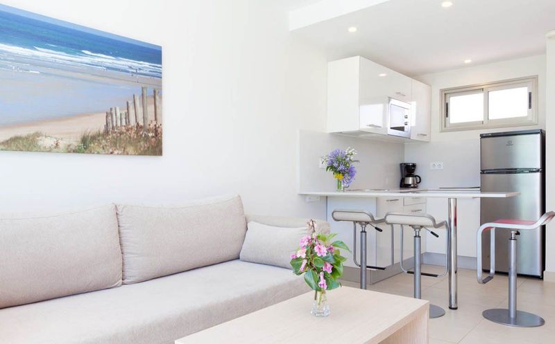Eden Apartments - Image 8