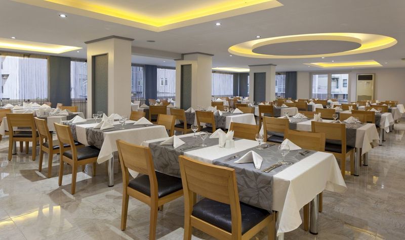 Monart City Hotel - Image 9