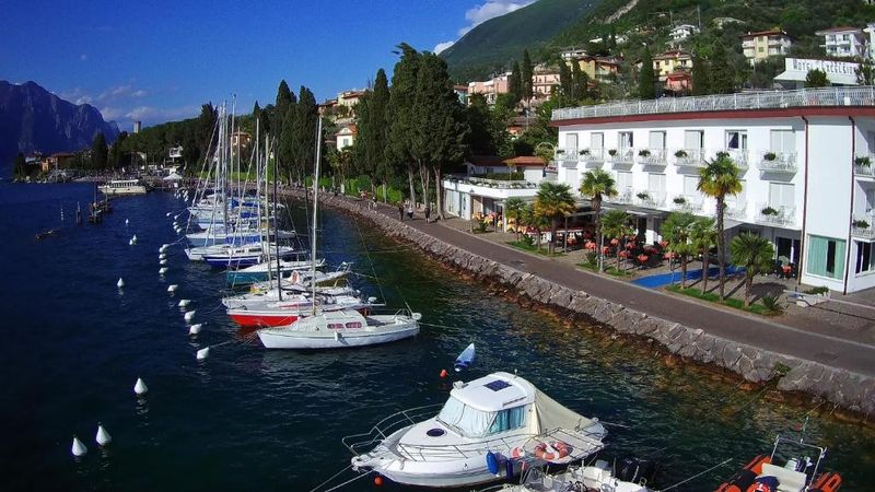 Hotel Excelsior Bay - Image 7