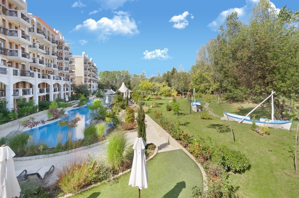 Harmony Suites Grand Resort - Image 7