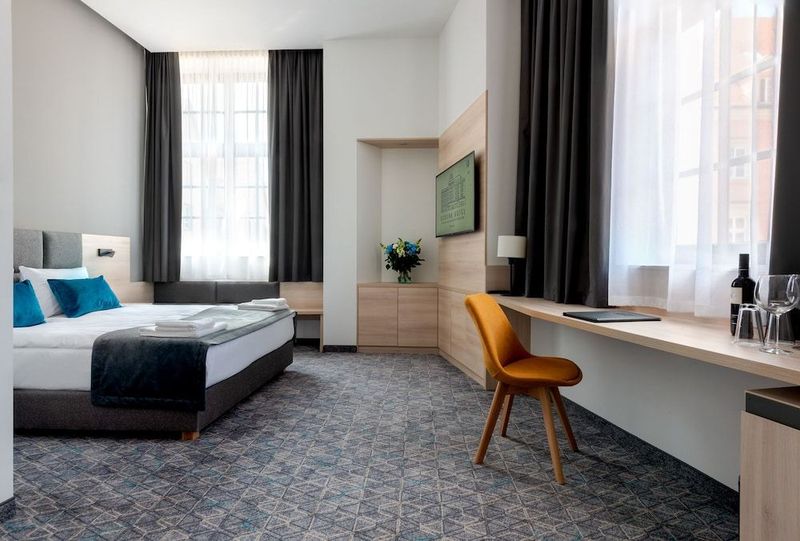 Korona Hotel Wroclaw Market Square - Image 10