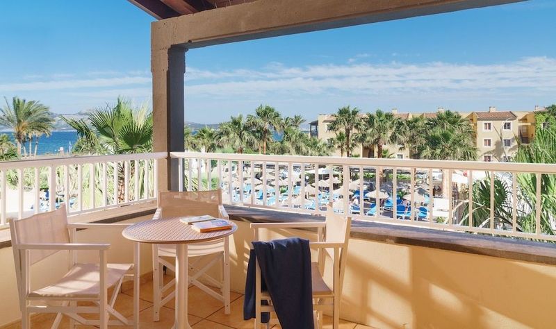 Club del Sol Hotel & Apartments - Image 9