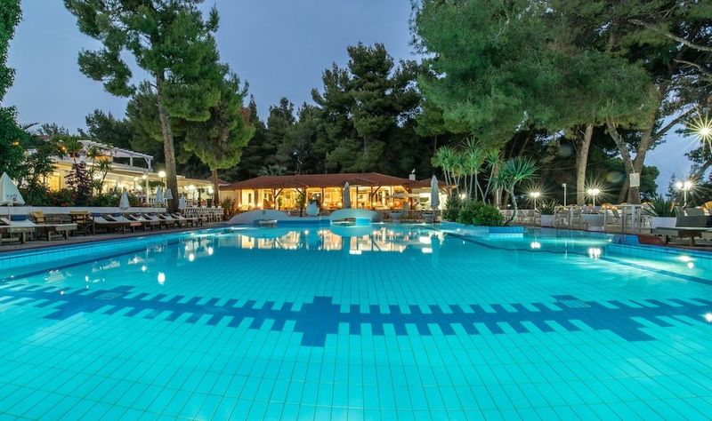 Porfi Beach Hotel - Image 3