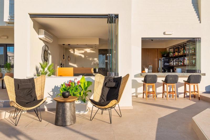 Minois Boutique Hotel - Image 3
