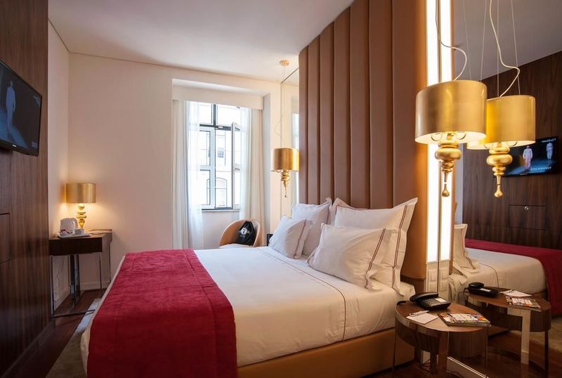 The 7 Hotel - Image 6