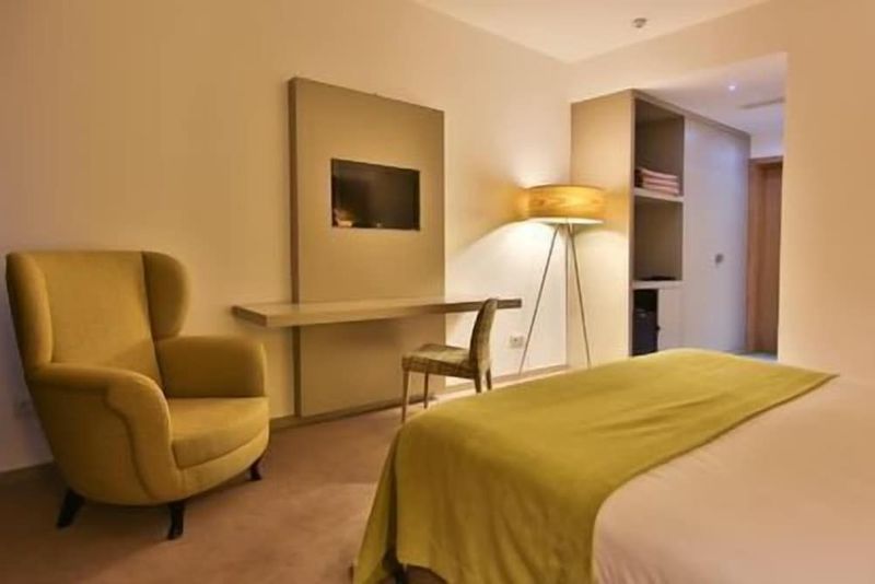 Delfim Douro Hotel - Image 6
