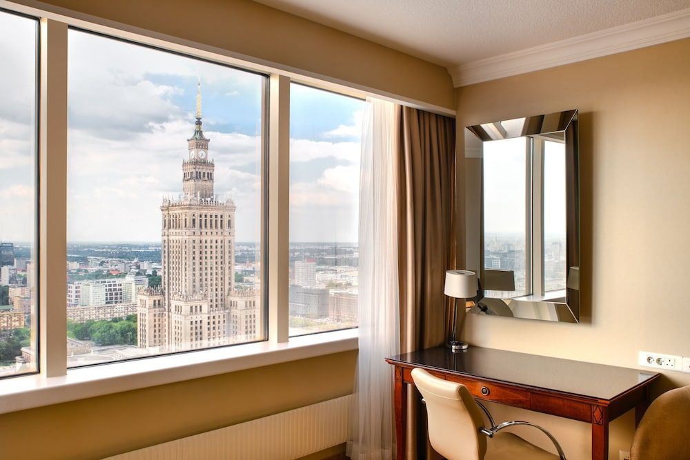 Warsaw Presidential Hotel - Image 10