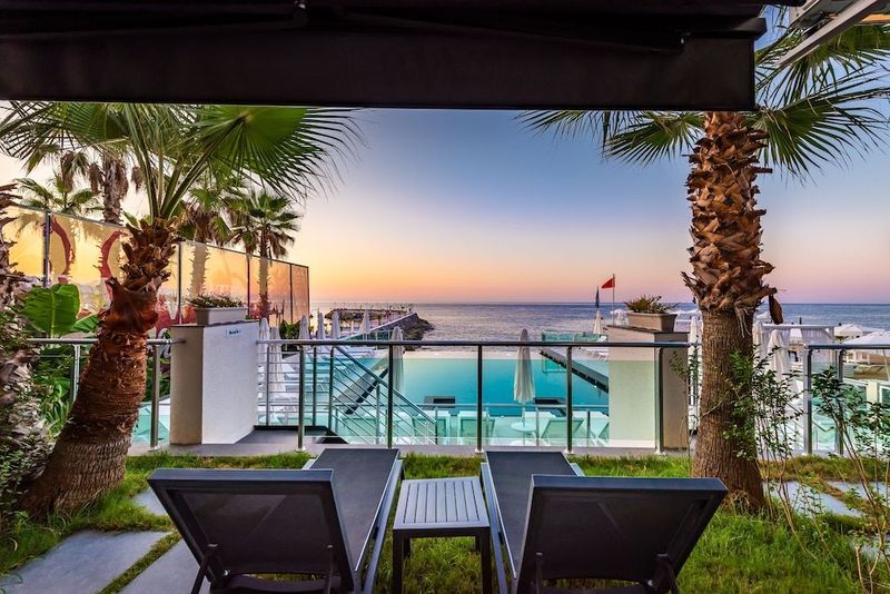 White City Resort - Image 10