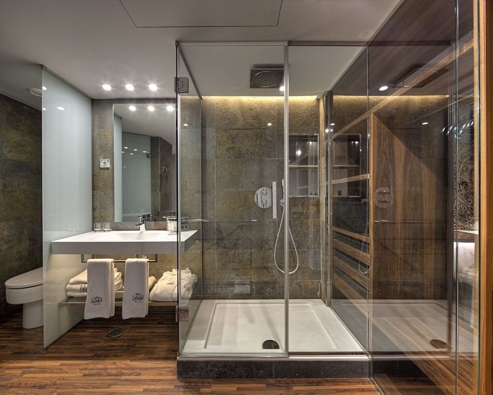 Gran Derby Suite - Image 8