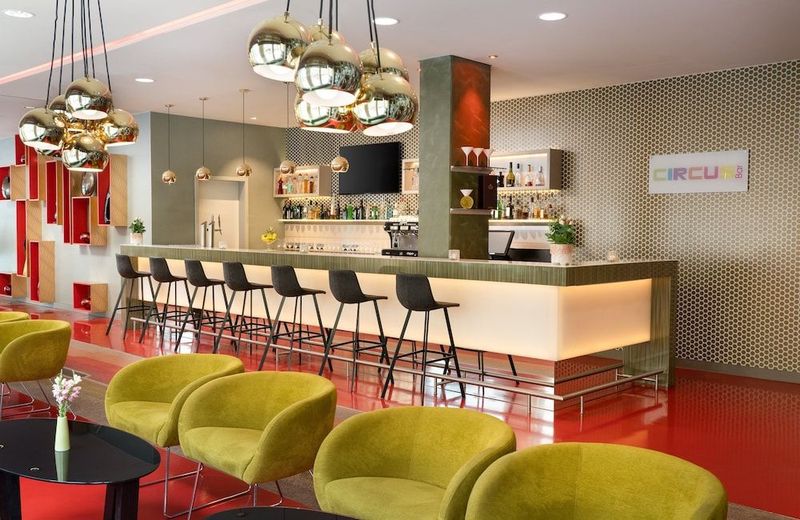 Leonardo Hotel Berlin Mitte - Image 2