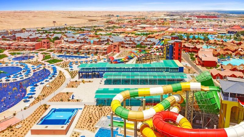 Jungle Aqua Park - Image 1