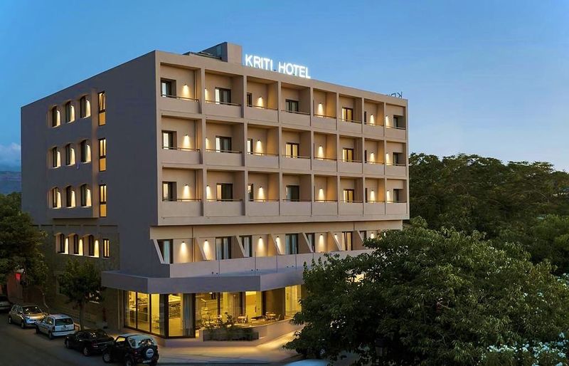 Kriti Hotel - Image 10