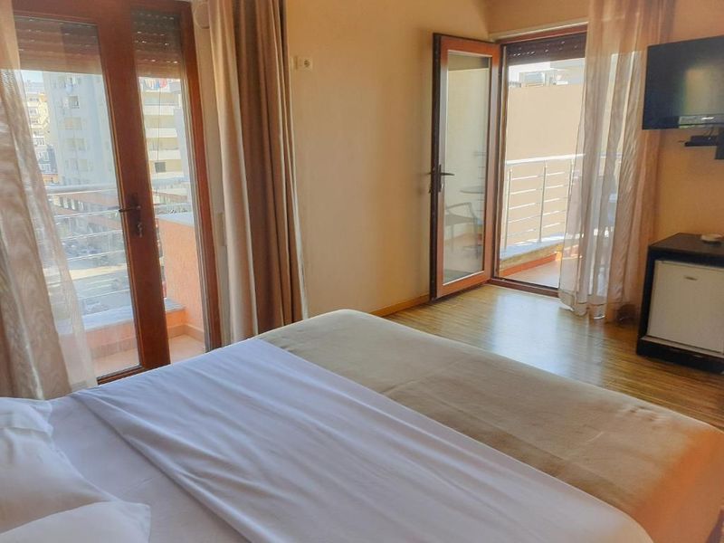Hotel Nais Beach - Image 4