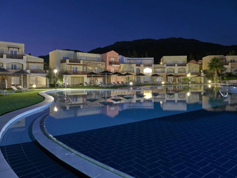 Pilot Beach Resort - Image 4