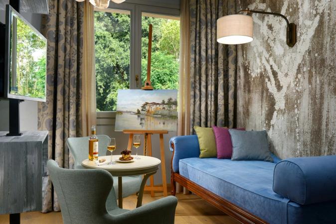 Vackra dubbelrum på hotell med spa i Florens
