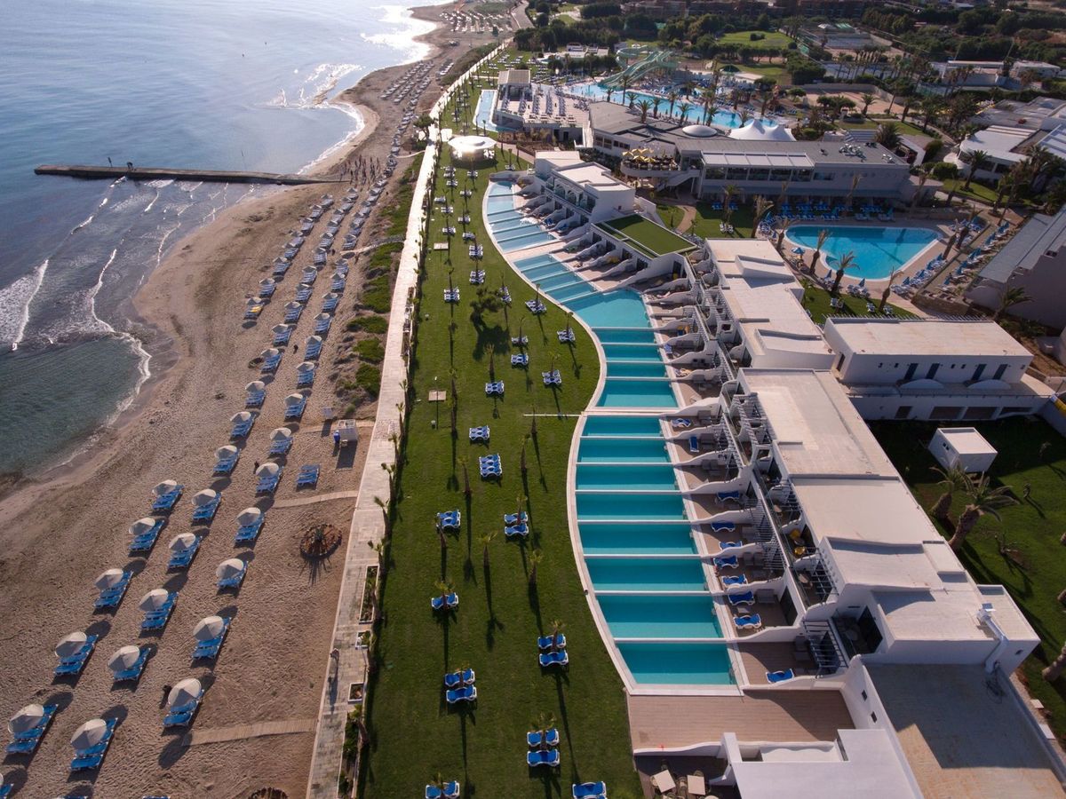 Lyttos Beach ligger ved sjøen i Hersonissos på Kreta
