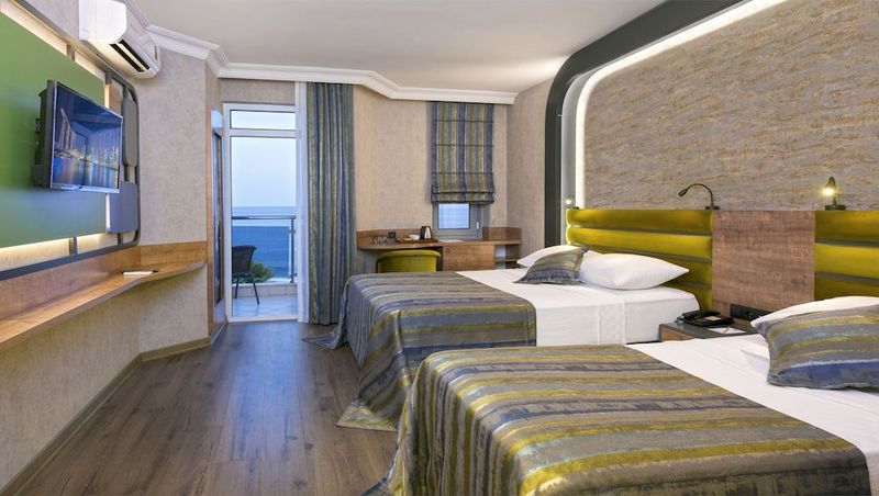 Monart City Hotel - Image 4