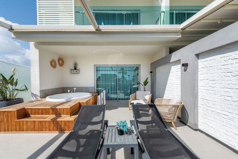 White City Resort - Image 3