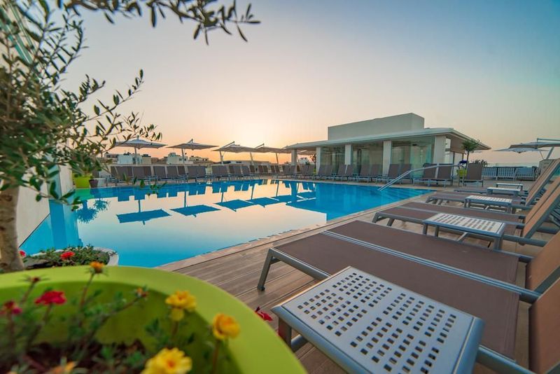 Maritim Antonine Hotel & Spa - Image 7