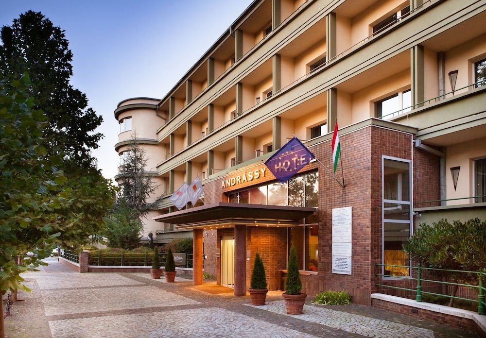Mamaison Hotel Andrassy - Image 1