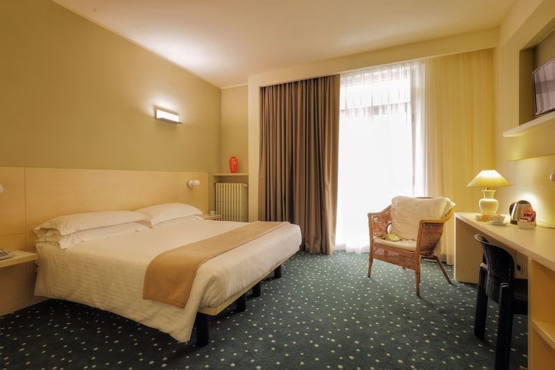 Hotel Piroscafo - Image 9