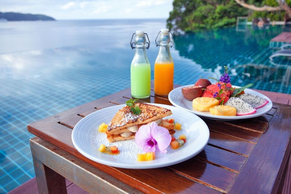Zenmaya Oceanfront Phuket - Image 4