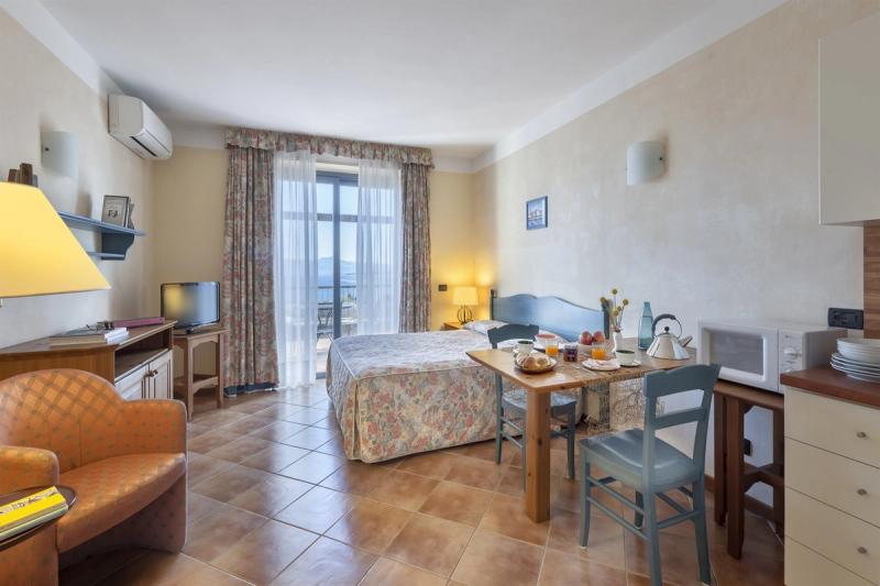 Castello Belvedere Residence - Image 10