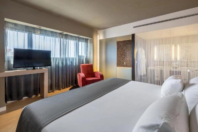 Barcelo Malaga - Image 8