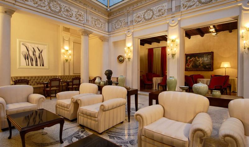 Hotel Corona D'Oro - Image 6