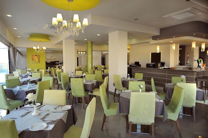 Euronapa Hotel - Image 8
