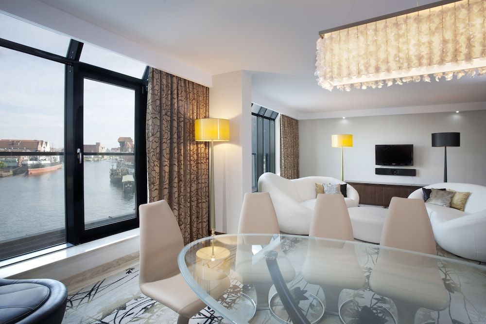 Hilton Gdansk - Image 6