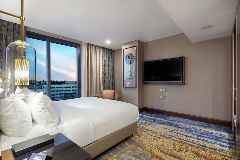 DoubleTree by Hilton Antalya City Centre - Image 3