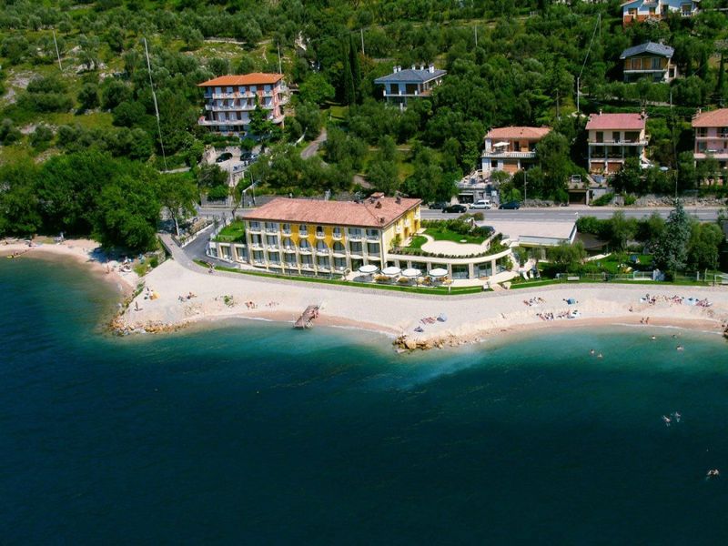 Hotel Europa - Image 2