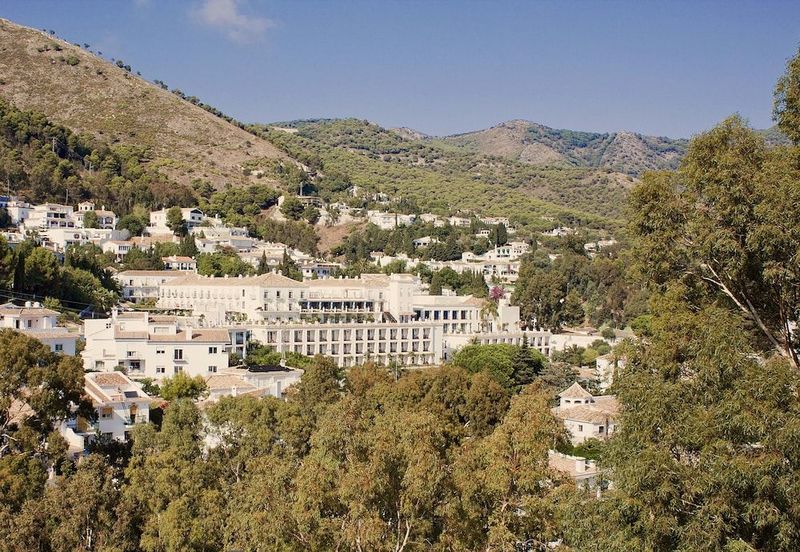 TRH Mijas Hotel - Image 9
