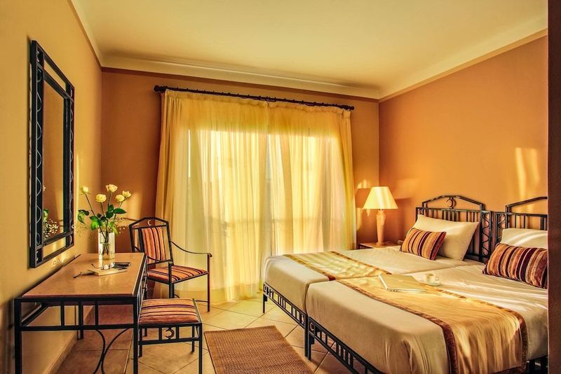 Solymar Ivory Suites - Image 3