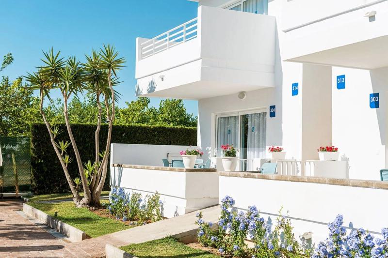 A10 Solecito Apartments - Image 6