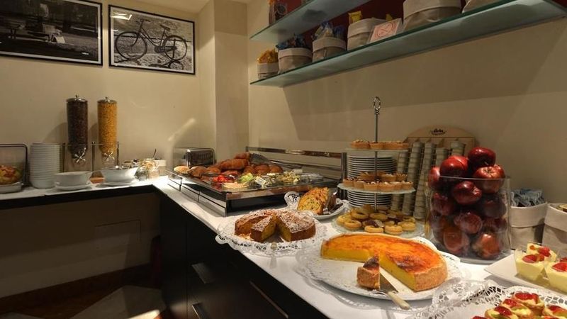 Hotel Armando - Image 7