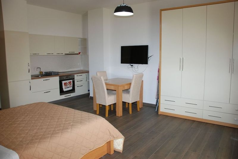 Sunrise Luxury Apartments - Image 10